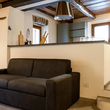 Dom wakacyjny Casa Sina -la Nel Borgo