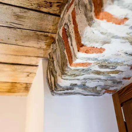 Casa Sina -la Nel Borgo Feriehus Massino Visconti