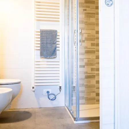 Feriehus Casa Sina -la Nel Borgo *