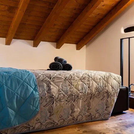 Casa Sina -la Nel Borgo Feriehus Massino Visconti