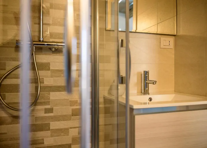 Casa Sina -la Nel Borgo Massino Visconti