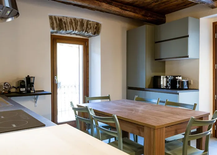 Casa Sina -la Nel Borgo * Massino Visconti